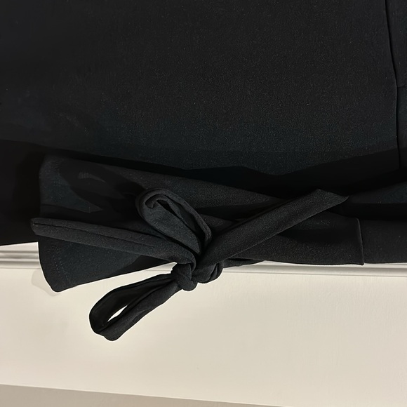 Ann Taylor dress size 12 - Picture 3 of 3